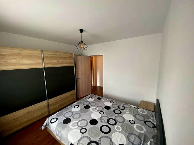Apartament -2 camere -Zona Rahova