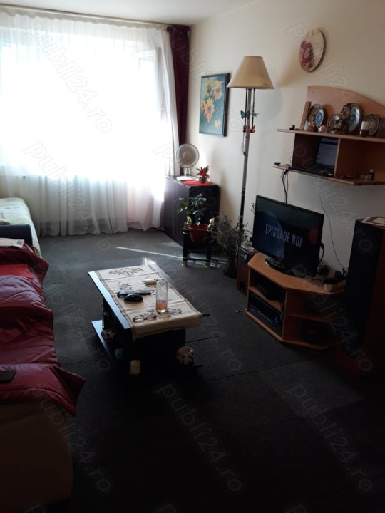 APARTAMENT 3 CAMERE-RAHOVA-BUZOIENI-SEMIDECOMANDAT