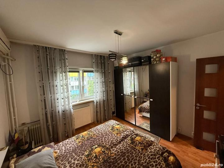 Apartament -3 camere -decomandat-Zona 13 Septembrie