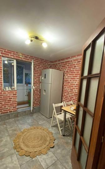 Apartament -2 camere -Zona Rahova-Margeanului