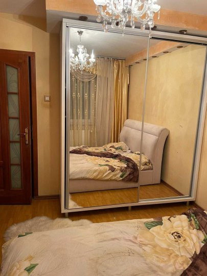 Apartament -2 camere -Zona Rahova-Margeanului