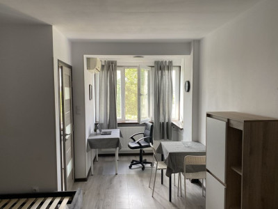 Vand garsoniera Turnu Magurele