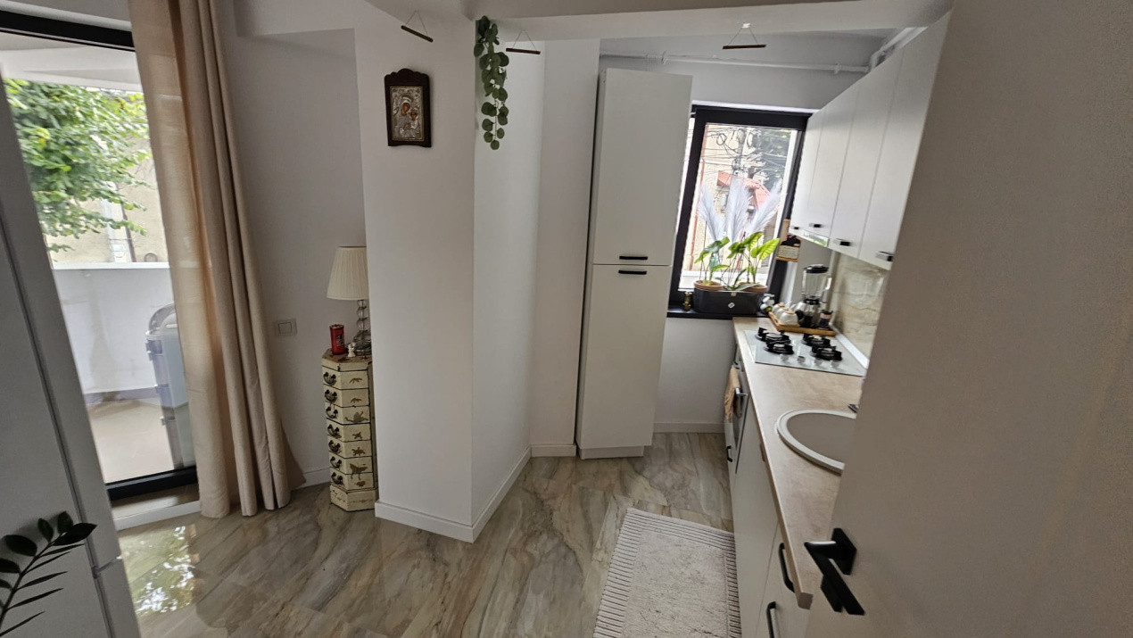 Apartament 2 camere- zona Crangasi / Giulesti