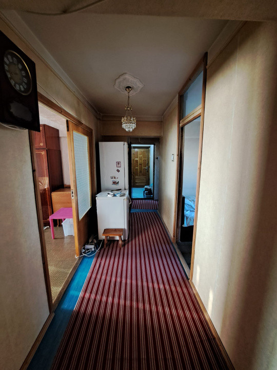 Apartament 4 camere-decomandat-zona Crangasi