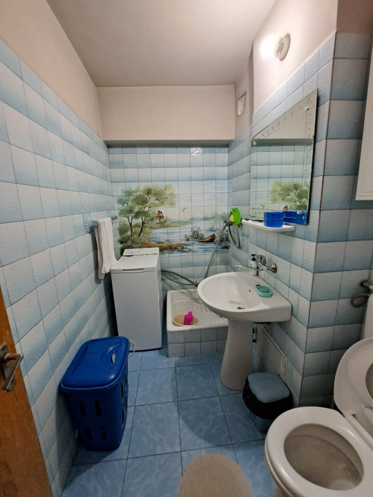Apartament 4 camere-decomandat-zona Crangasi