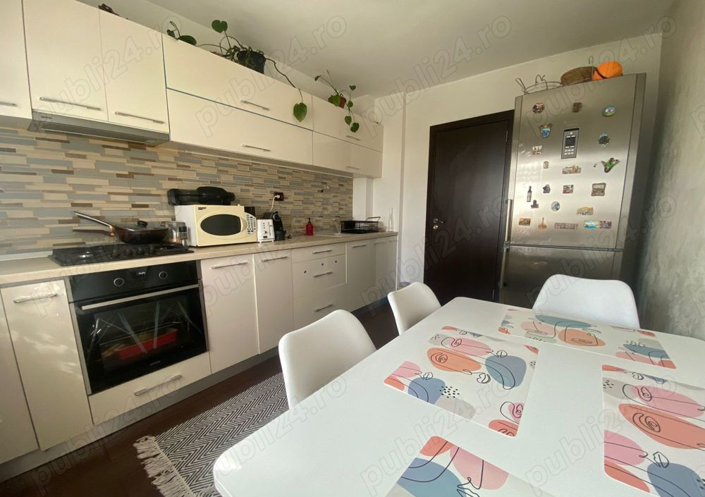 Apartament 4 camere Izvorul Rece