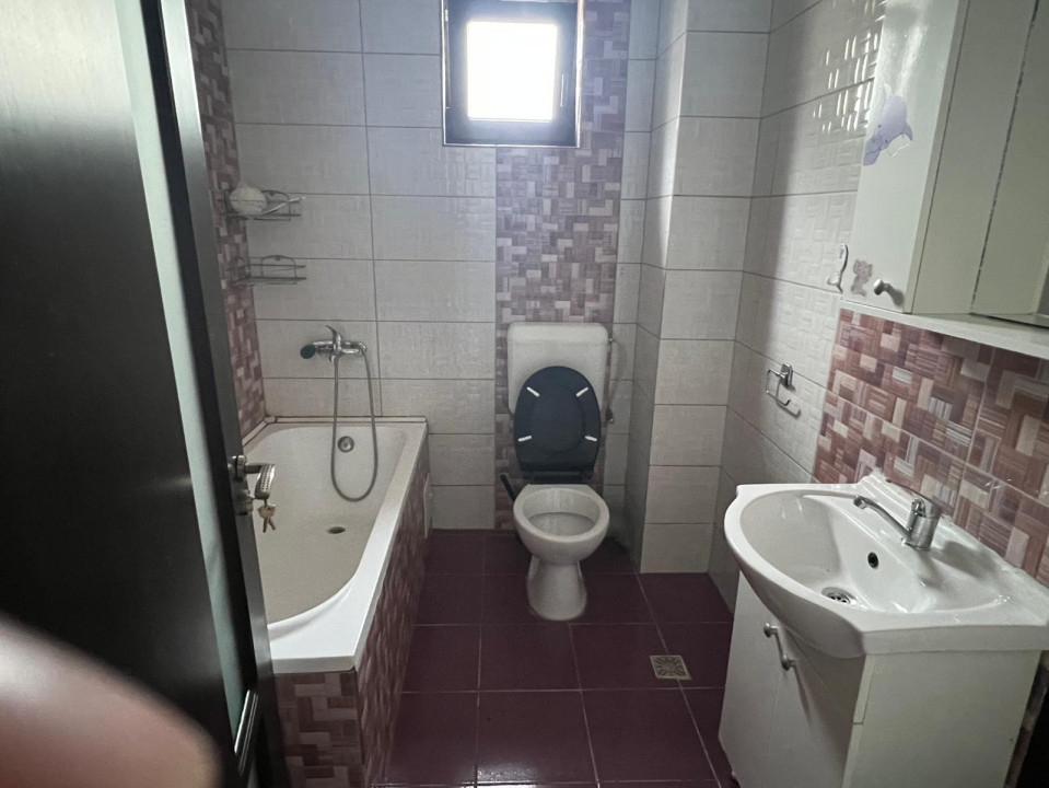 Apartament 2 camere MOBILAT/UTILA - zona linistita Prelungirea Ghencea