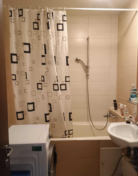Apartament 2 camere decomandat Resita-Giurgiului