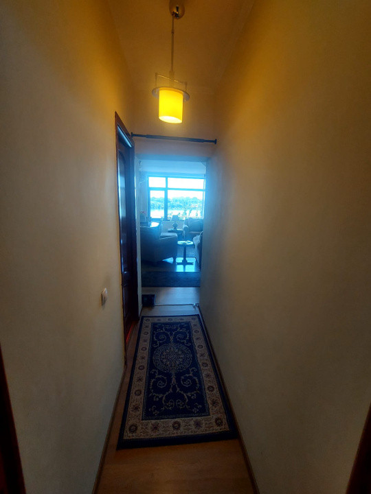 Apartament -5 camere -decomandat-Zona Fundeni