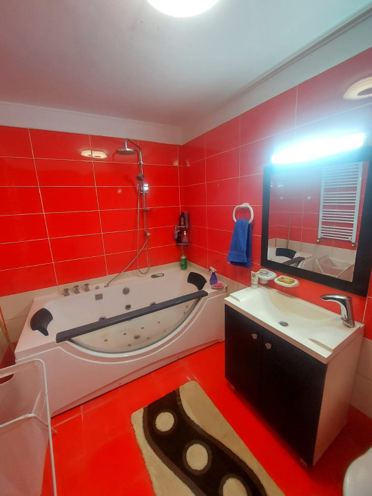 Apartament -5 camere -decomandat-Zona Colentina-Fundeni
