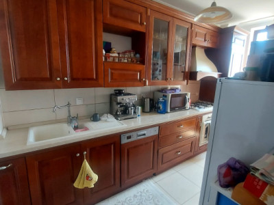 Apartament -5 camere -decomandat-Zona Colentina-Fundeni