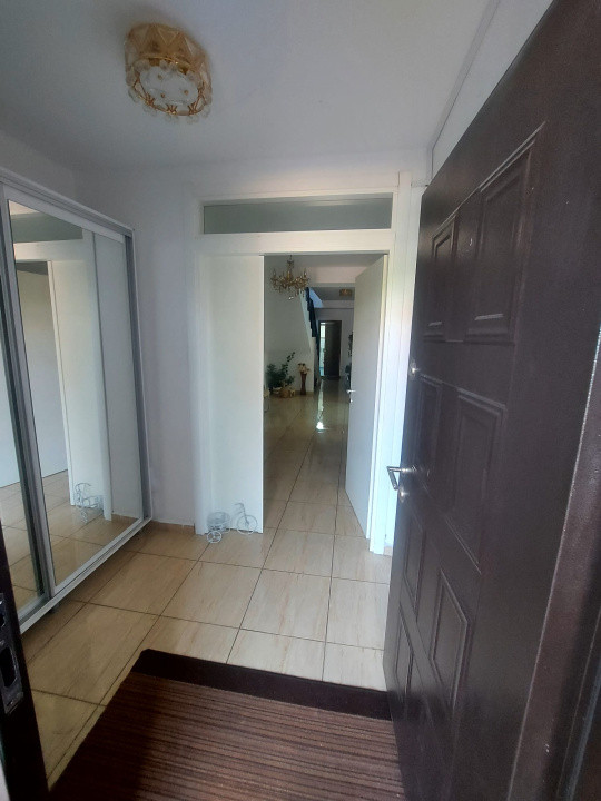 Casa individuala de inchiriat- zona Fundeni
