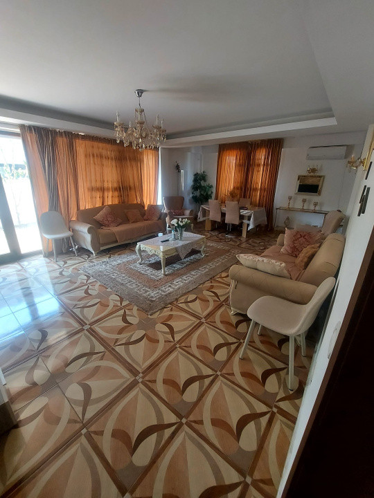 Casa individuala de inchiriat- zona Fundeni