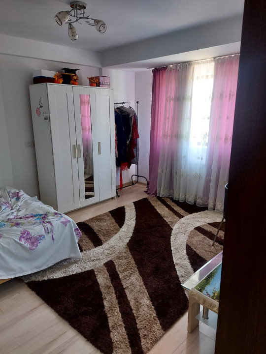 Casa individuala de inchiriat- zona Fundeni
