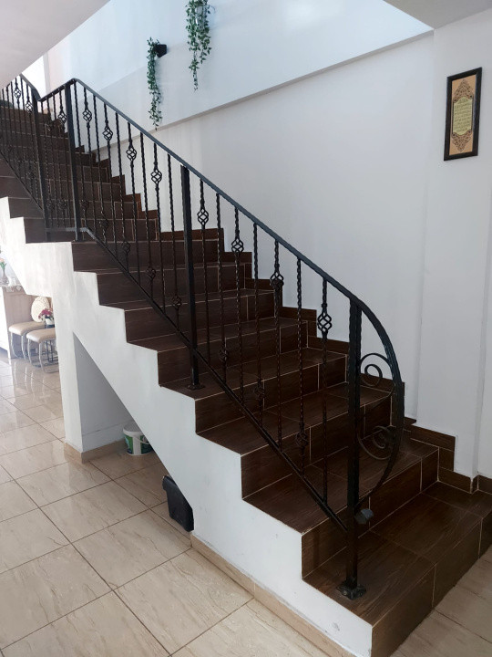 Casa individuala de inchiriat- zona Fundeni
