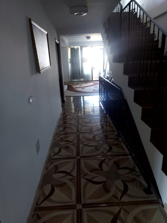 Casa individuala de inchiriat- zona Fundeni