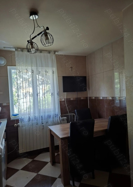 Apartament 3 camere -semideconandat- zona Militari 