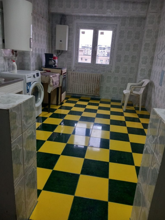 APARTAMENT 3 CAMERE-CALEA FERENTARI-COLT NASAUD-BLOC REABILITAT-2 BAI