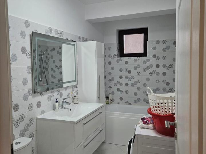 Apartament -2 camere -Zona Rahova-Teius