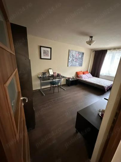 Apartament -3 camere -decomandat-Zona Dristor