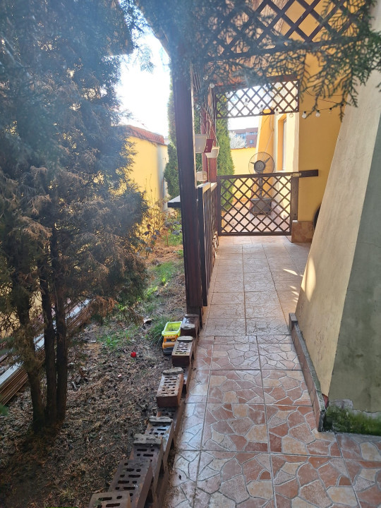 Vila 6 camere-Soseaua Gh.I. Sisesti/ Baneasa