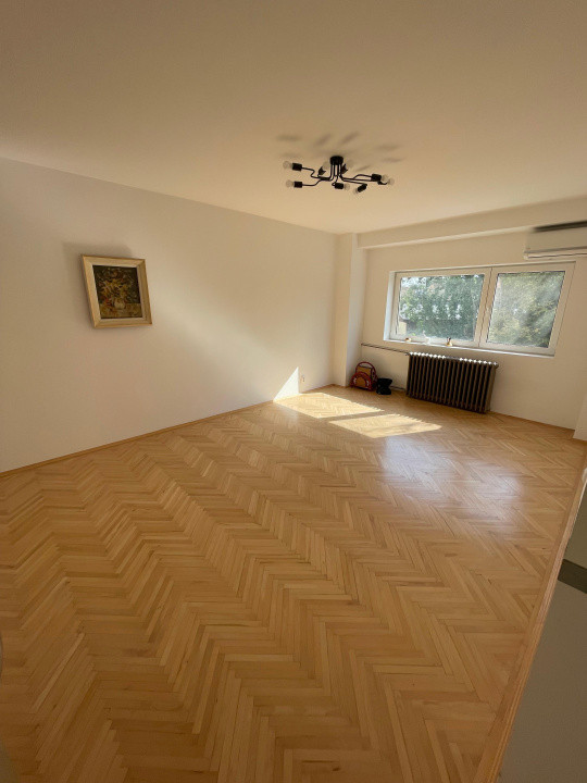 Apartament-4-camere-PALATUL-PARLAMENTULUI