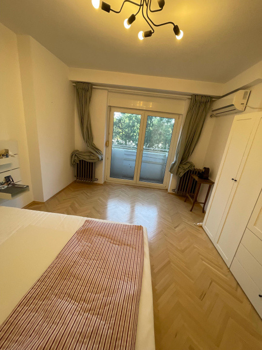 Apartament-4-camere-PALATUL-PARLAMENTULUI