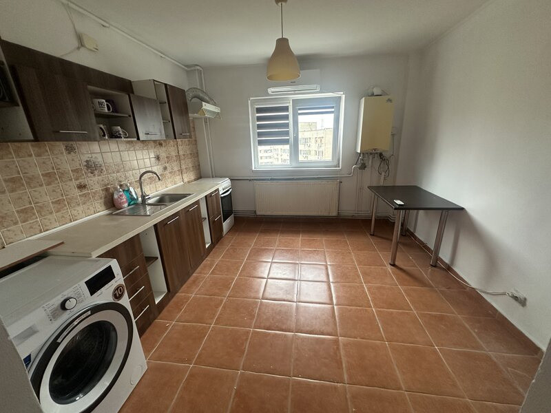 Apartament 2 camere-decomandat-centrala proprie-metrou Lujerului