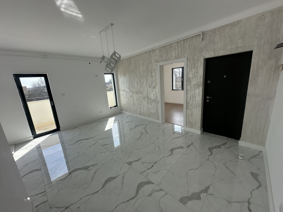 Apartament 2 camere- centrala- parcare- zona Giulesti