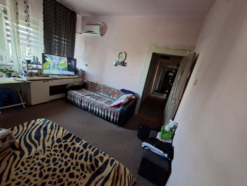 Apartament 2 camere- decomandat-centrala proprie- zona Timpuri Noi