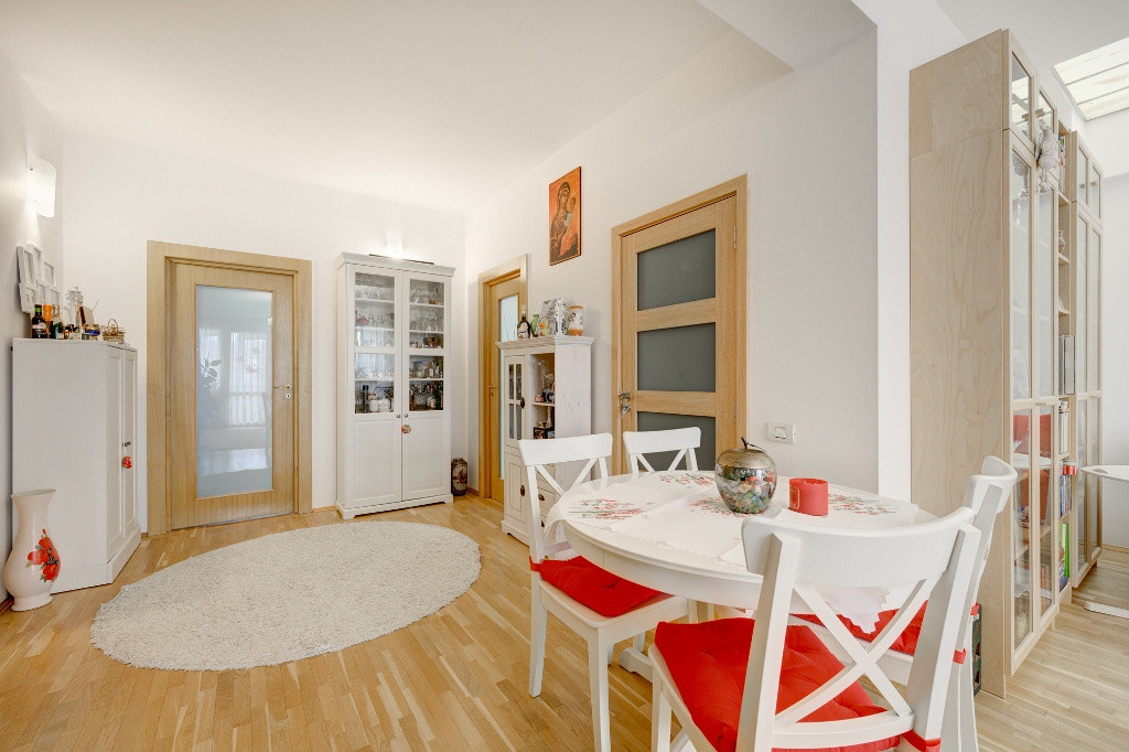 Apartament 4 camere+2 locuri parcare subteran-zona Floreasca