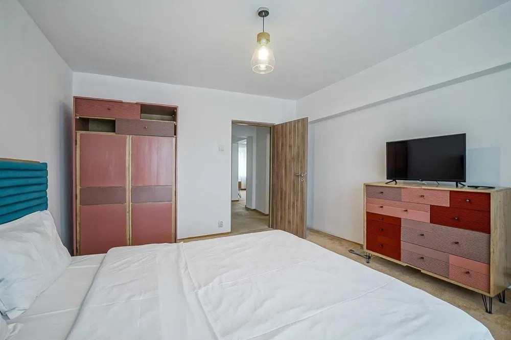 Apartament 3 camere- decomandat- ultracentral-zona Unirii