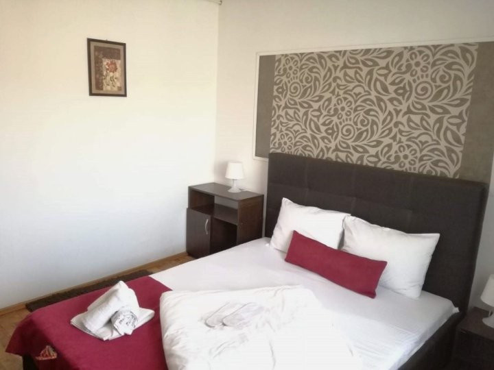 Apartament 2 camere - decomandat- ultracentral- zona Unirii