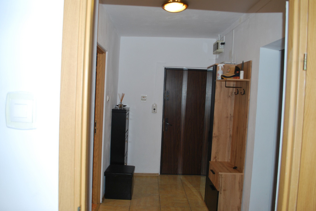 Apartament 3 camere-mobilat-utilat-decomandat-zona Sebastian/Prosper