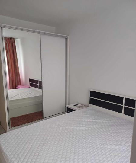 Apartament 2 camere Obregia Piata Straduintei