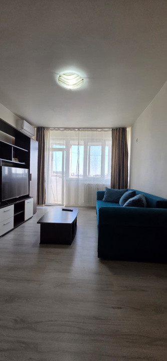 Apartament 2 camere Obregia Piata Straduintei