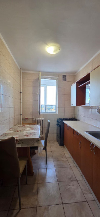 Apartament 2 camere Obregia Piata Straduintei