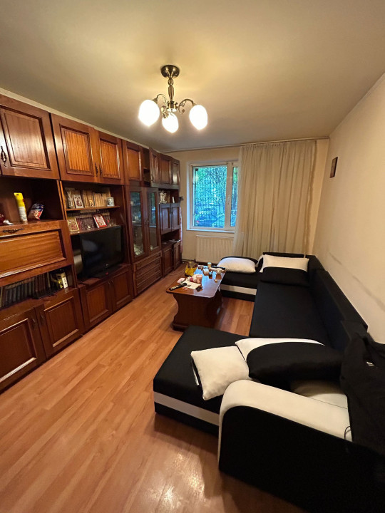 Apartament 4 Camere cu Centrala Proprie - Salaj Rahova