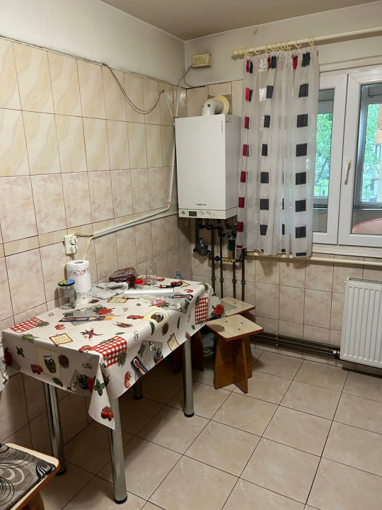 Apartament 4 Camere cu Centrala Proprie - Salaj Rahova