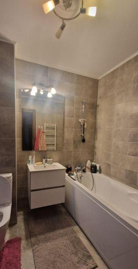 Apartament 2 camere-centrala proprie-zona Piata Alba Iulia