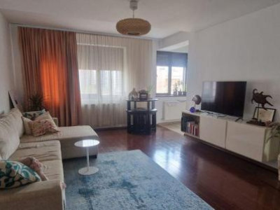 Apartament 2 camere-centrala proprie-zona Piata Alba Iulia
